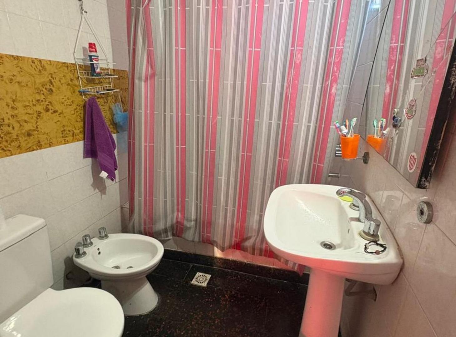 Foto de CASA CON GRAN POTENCIAL, imagen 3