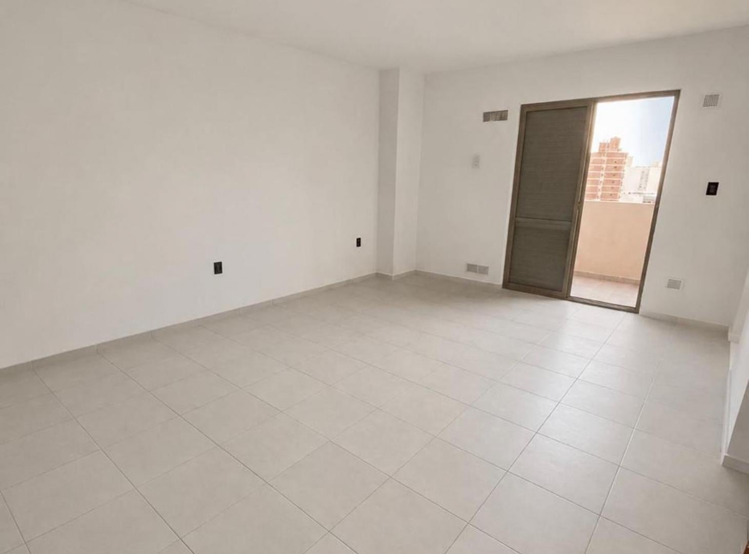 Foto de ALQUILER DEPARTAMENTO SEMIPISO / 2 DORMITORIOS, imagen 1
