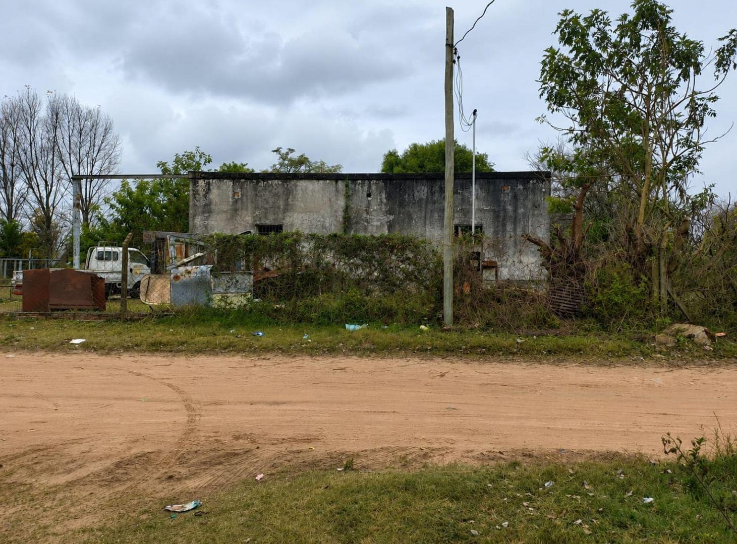 Foto de AMPLIO TERRENO EN VENTA CON CONSTRUCCION, imagen 3