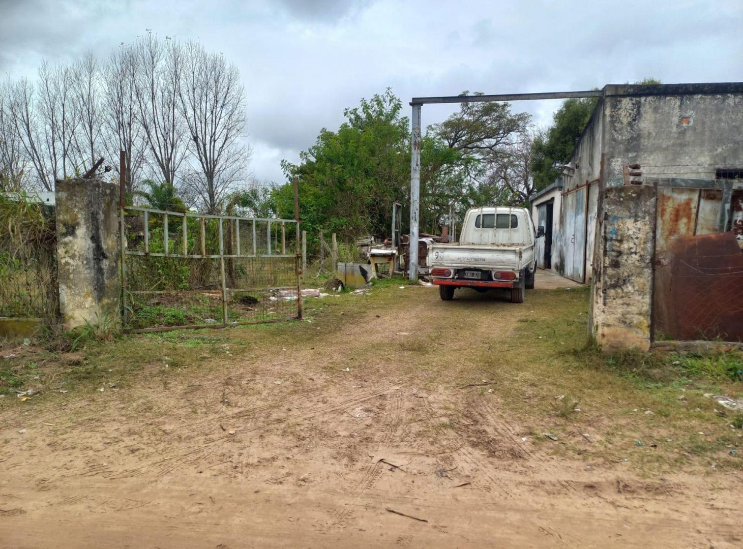 Foto de AMPLIO TERRENO EN VENTA CON CONSTRUCCION, imagen 4