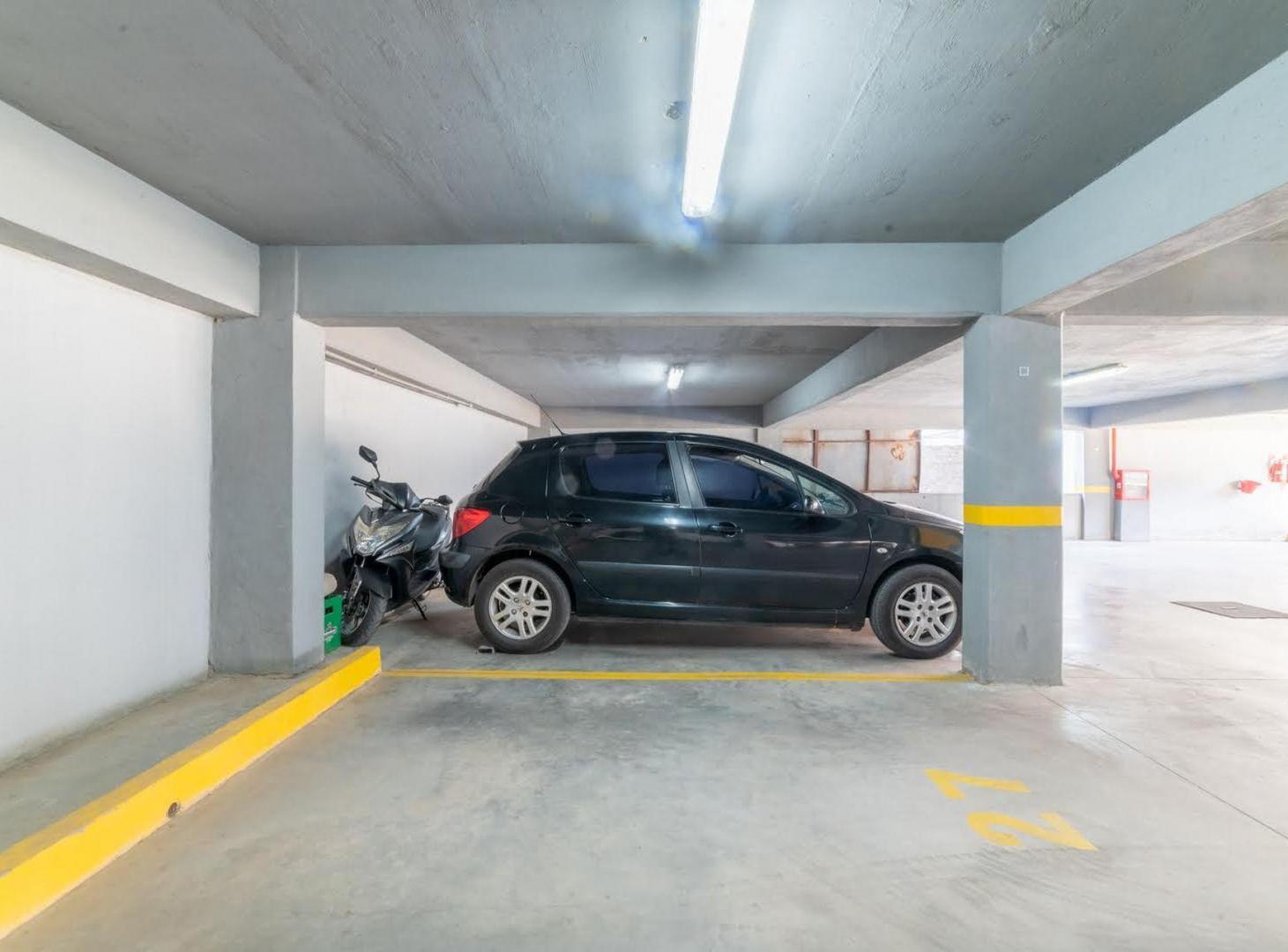 Foto de SE VENDE COCHERA EN EL PARQUE FEDERAL, imagen 2