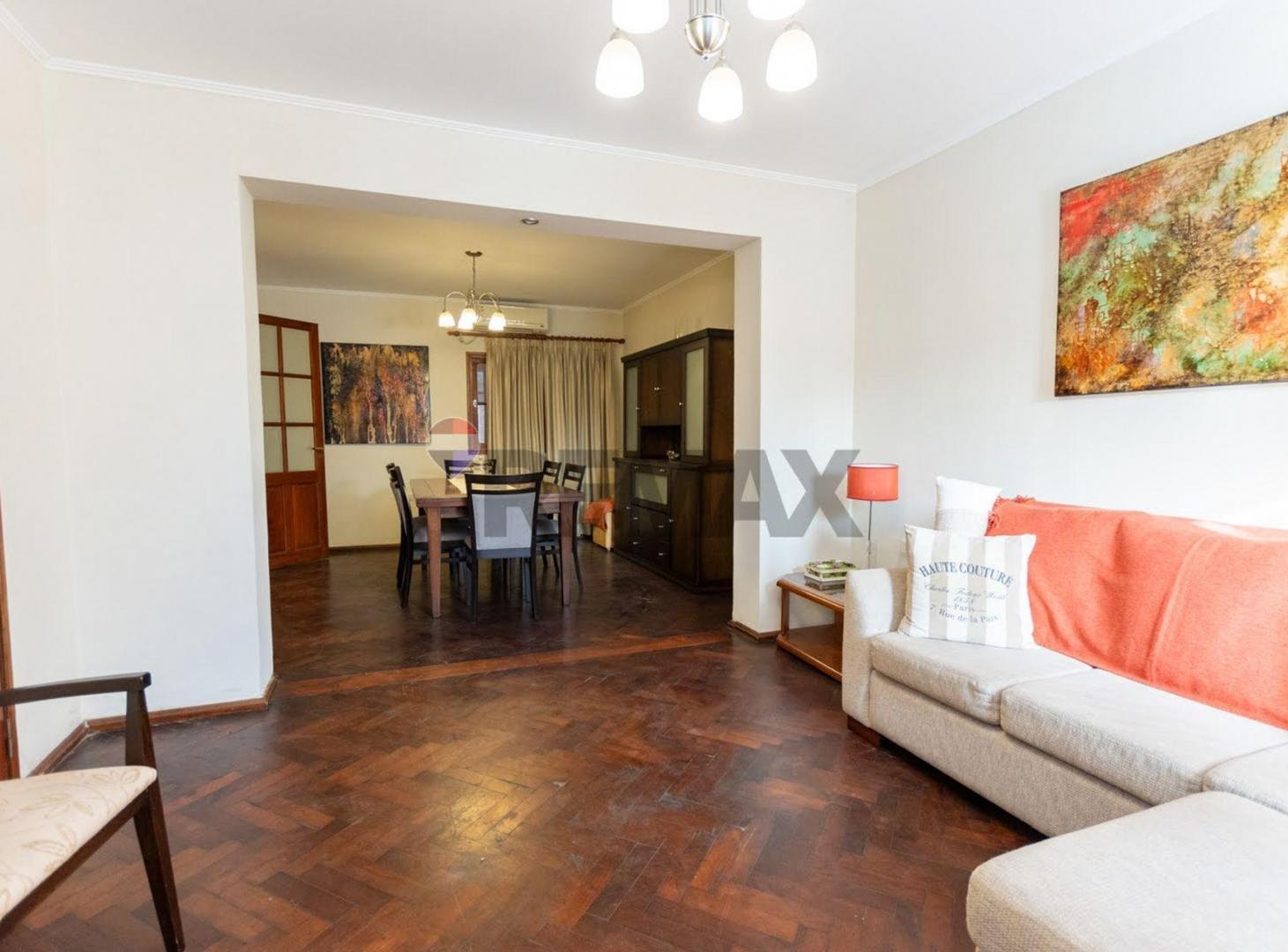 Foto de EXCELENTE CASA, QUINCHO Y PISCINA¡ B. SGTO CABRAL., imagen 1
