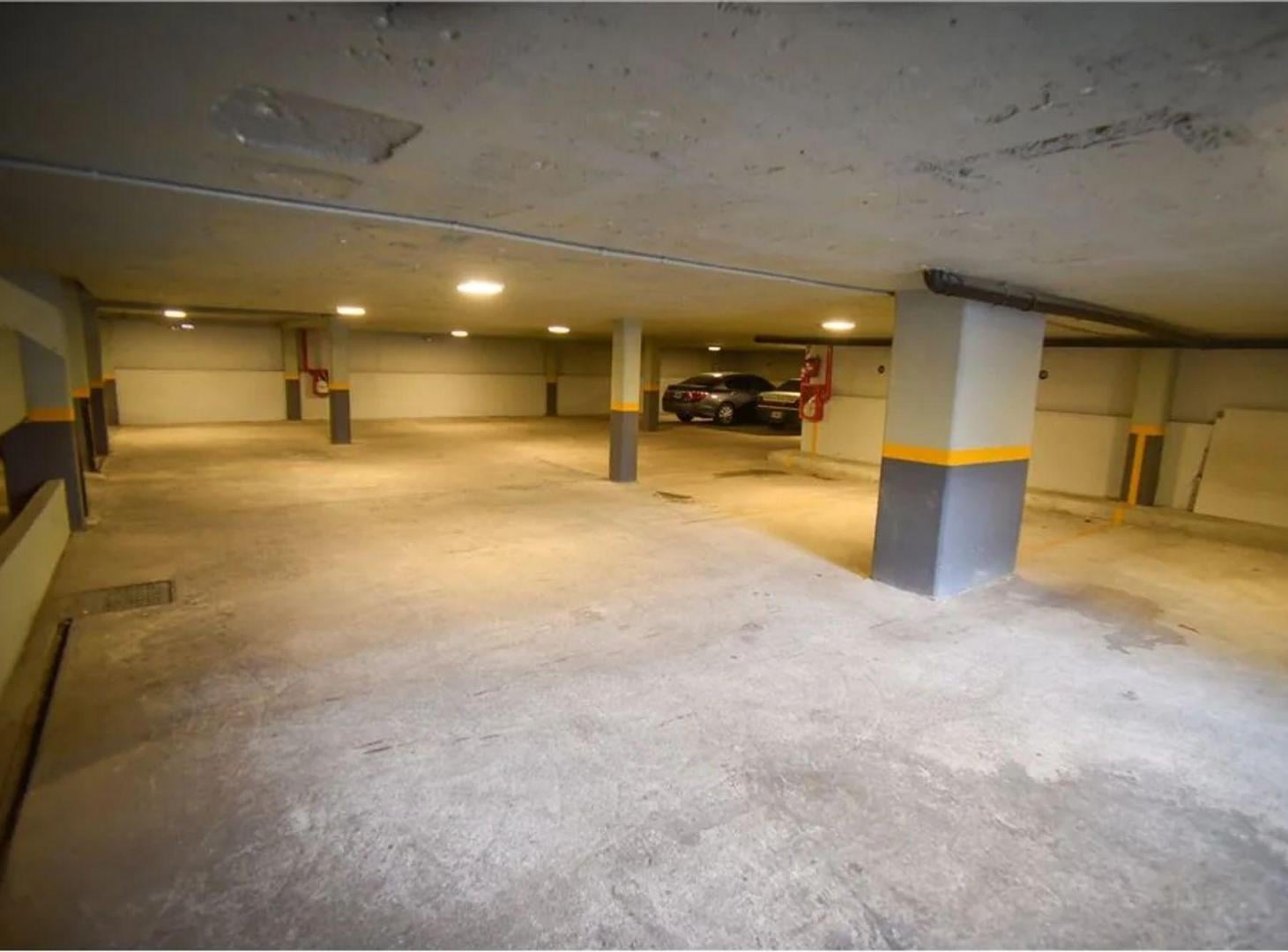 Foto de Cinco cocheras en venta en Palacio Pellegrini¡¡¡¡, imagen 2