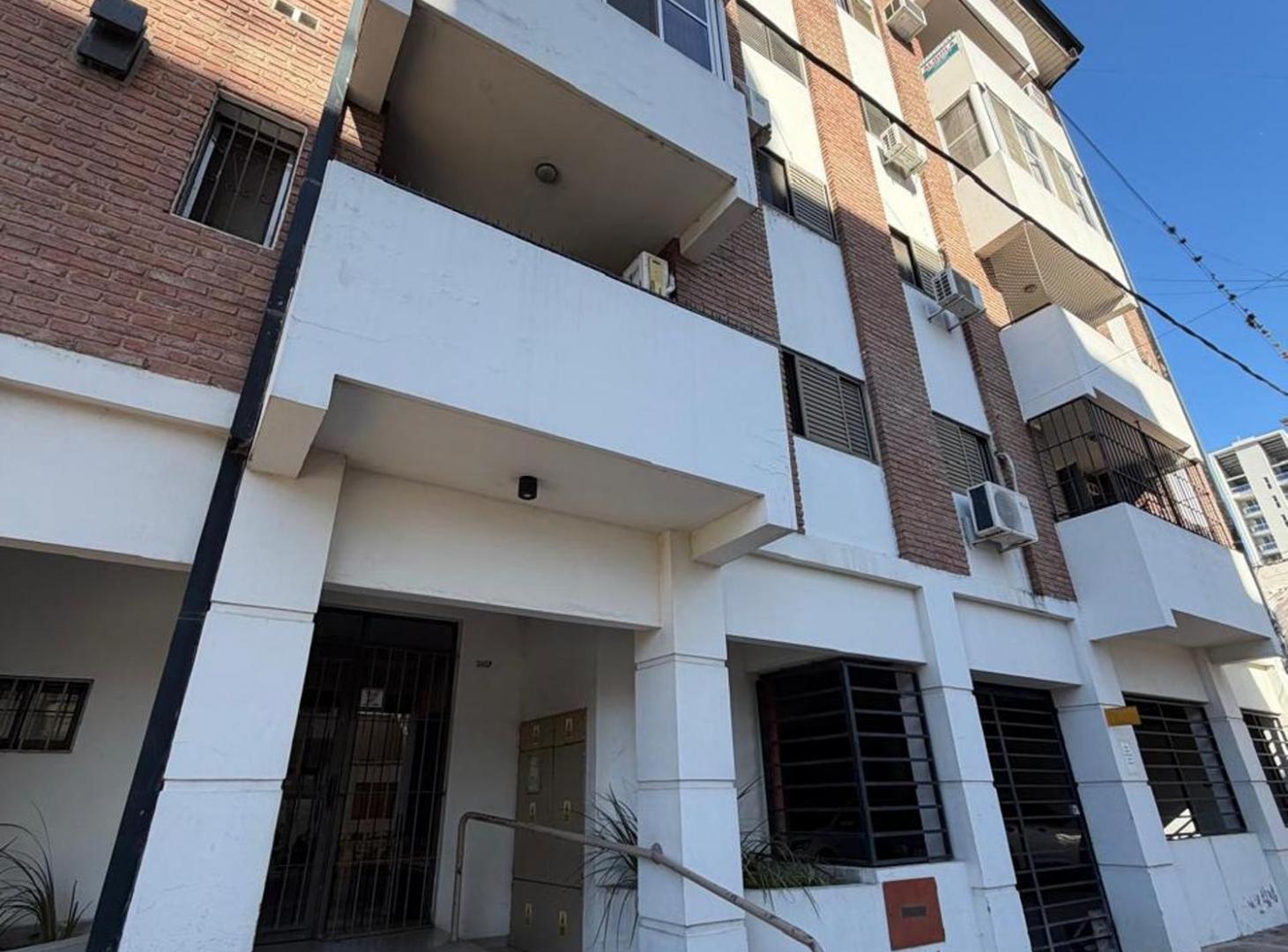 Foto de VENTA DE DEPARTAMENTO EN PLENO CENTRO DE SANTA FE, imagen 4