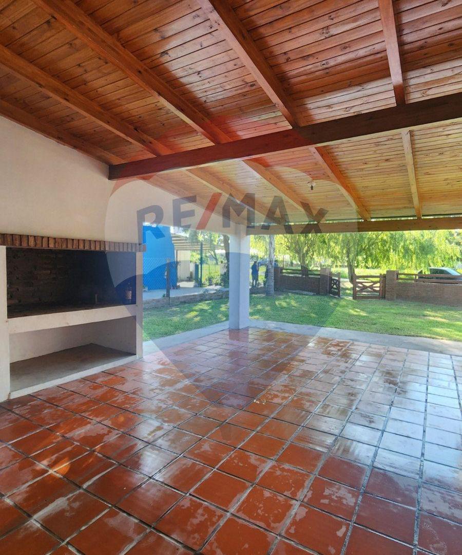 Foto de SE VENDE HERMOSA CASA APTA CREDITO EN SANTA ROSA, imagen 4
