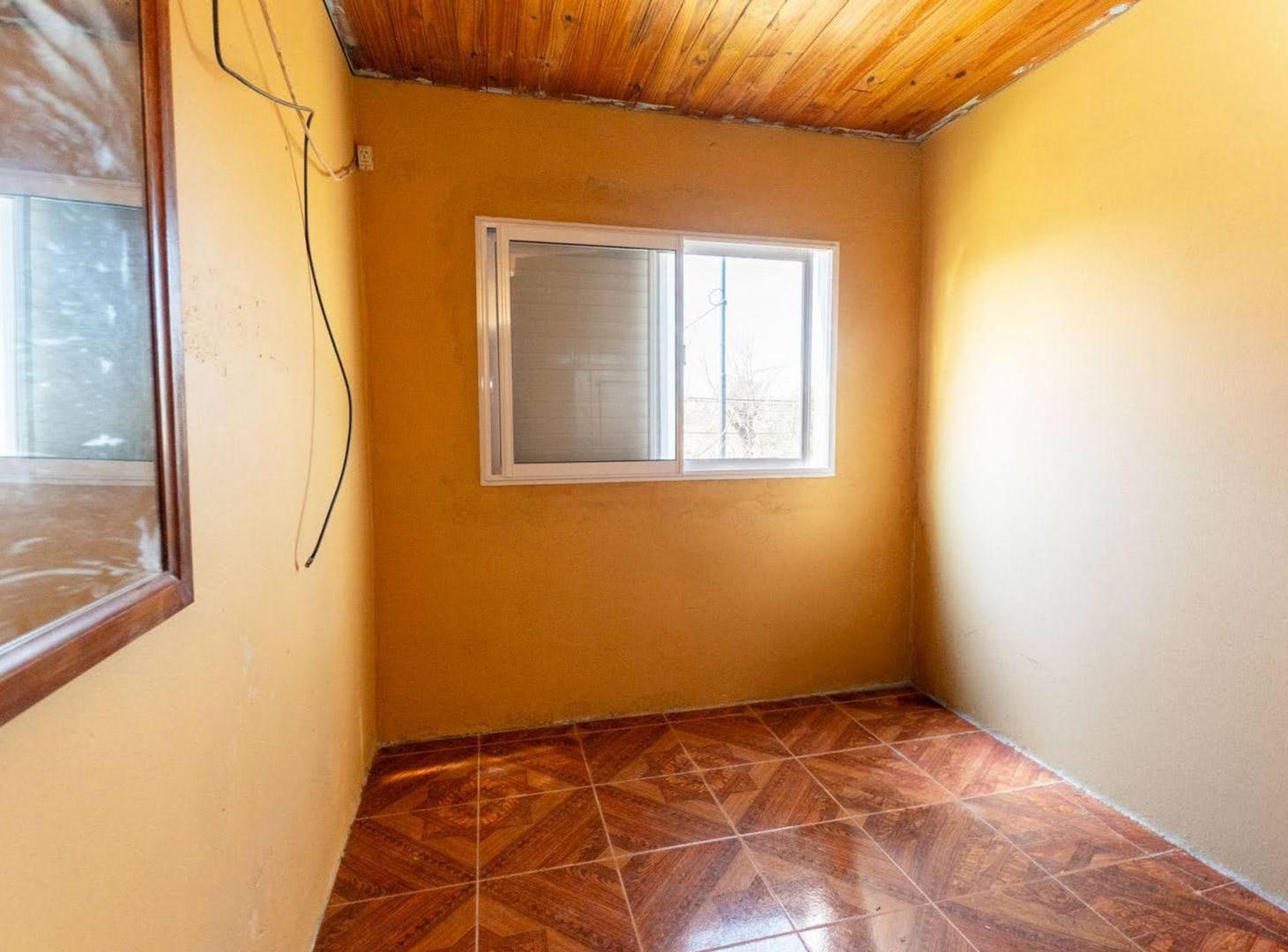 Foto de Galpón en PB + Dpto de 2D, quincho y terraza en PA, imagen 5