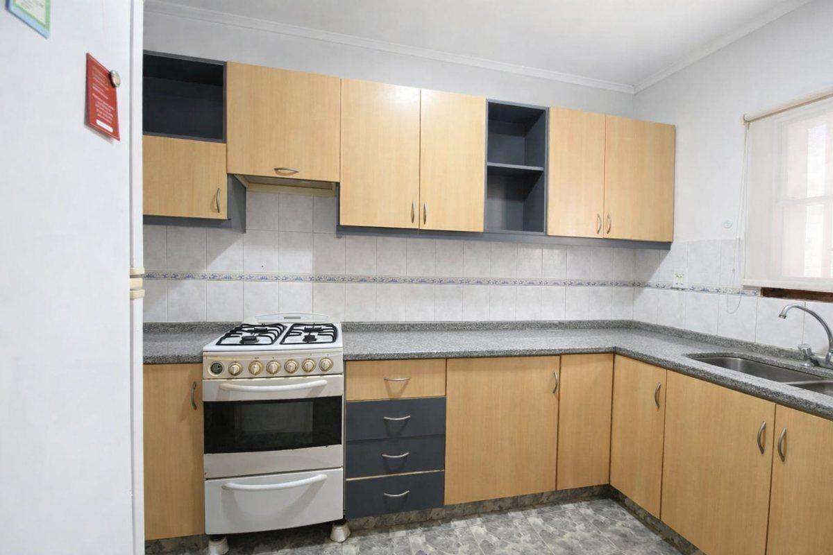 Foto de HERMOSO INTERNO DE 3 DORMITORIOS EN SANTO TOME, imagen 3