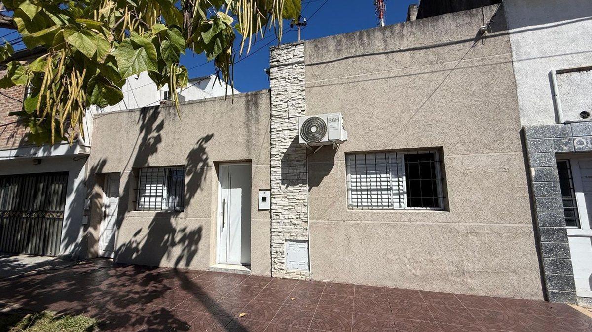 Foto de CASA EN BARRIO SARGENTO CABRAL, imagen 4