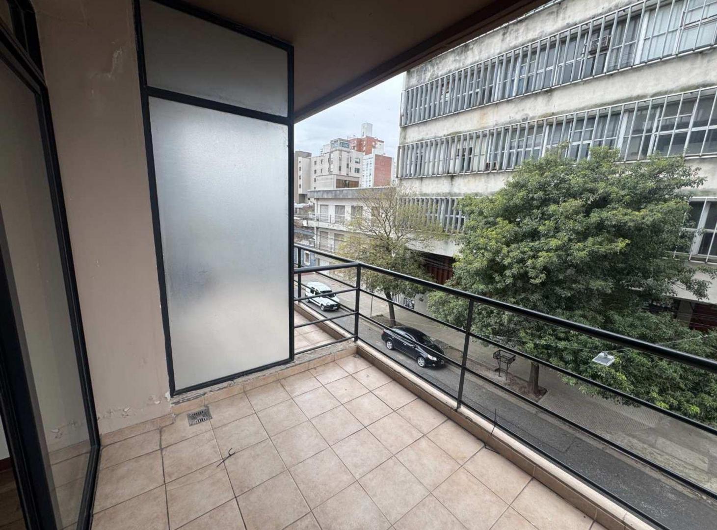 Foto de Hermoso departamento a metros de boulevard, imagen 4