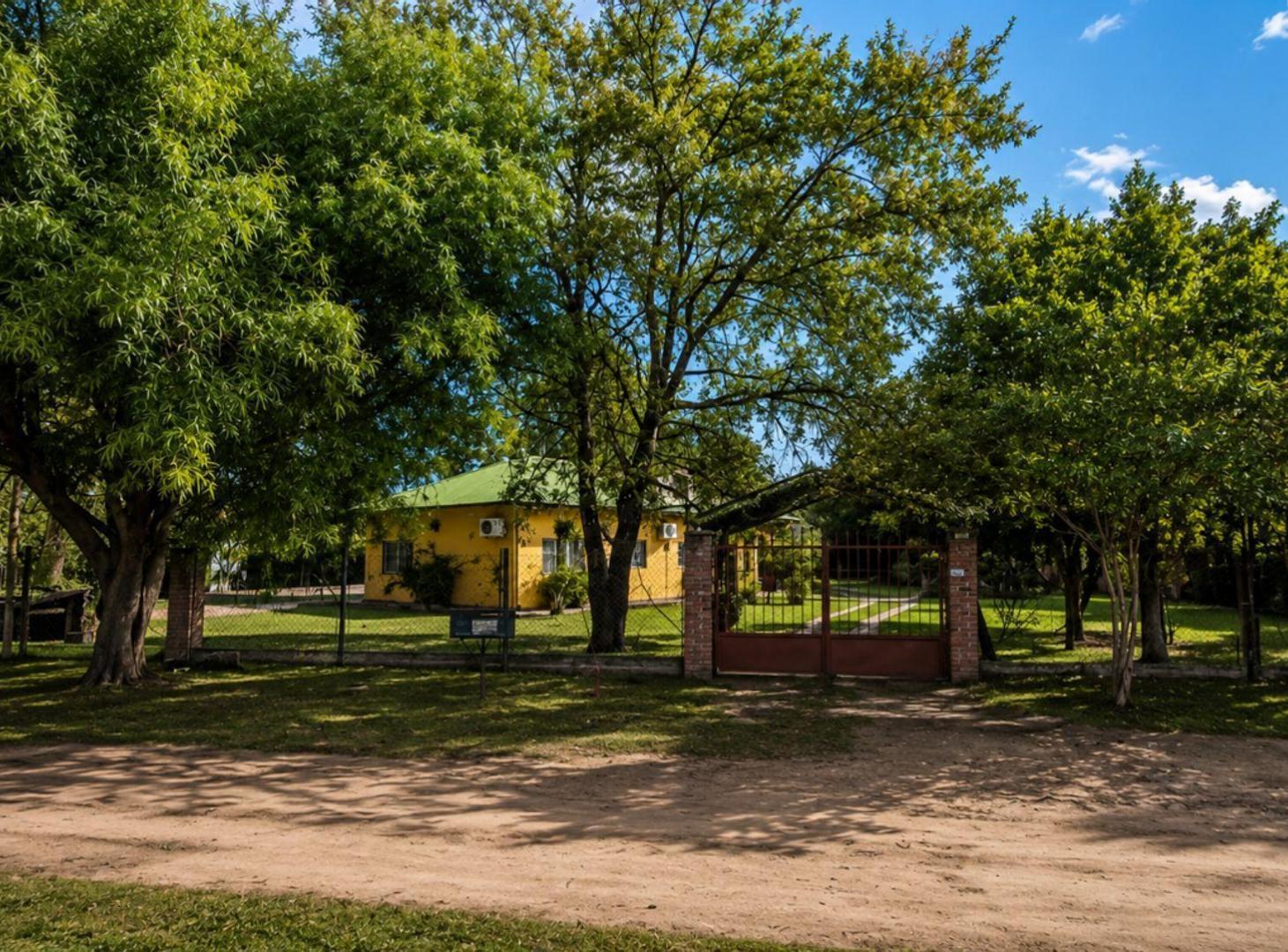 Foto de Venta de Casa en Colastine pileta y quincho, imagen 3