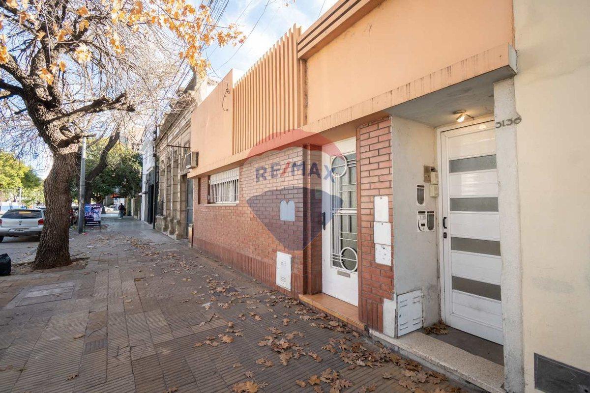Foto de Casa en Venta 2 dormitorios- Zona Legislatura, imagen 1