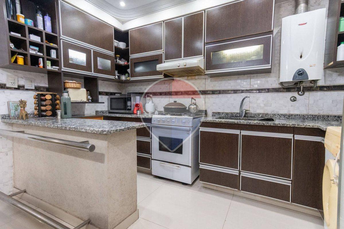 Foto de Duplex en venta de 2 dormitorios, patio y cochera, imagen 4