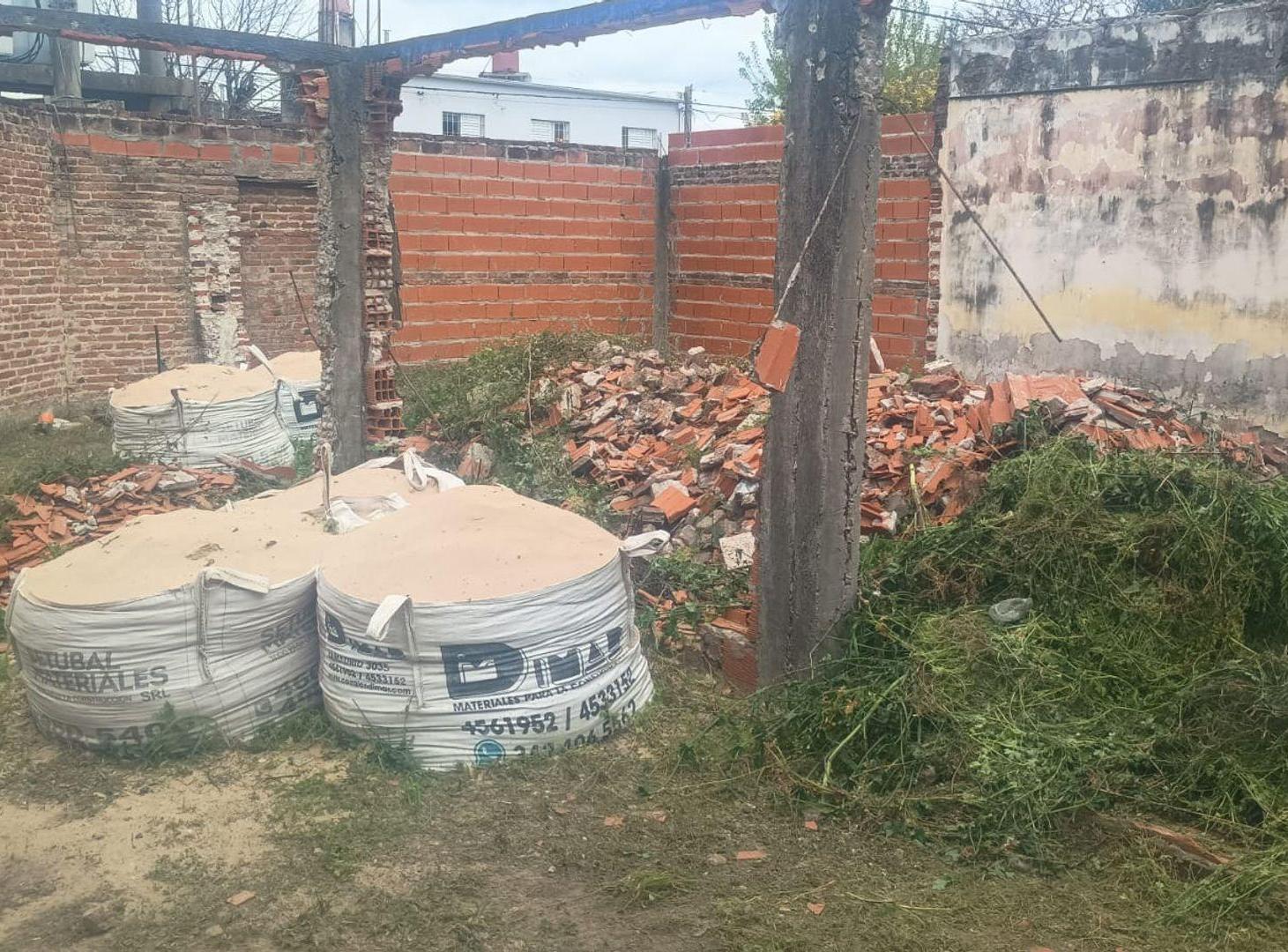 Foto de SE VENDE LOTE EN CALLE LA RIOJA 4206, imagen 2
