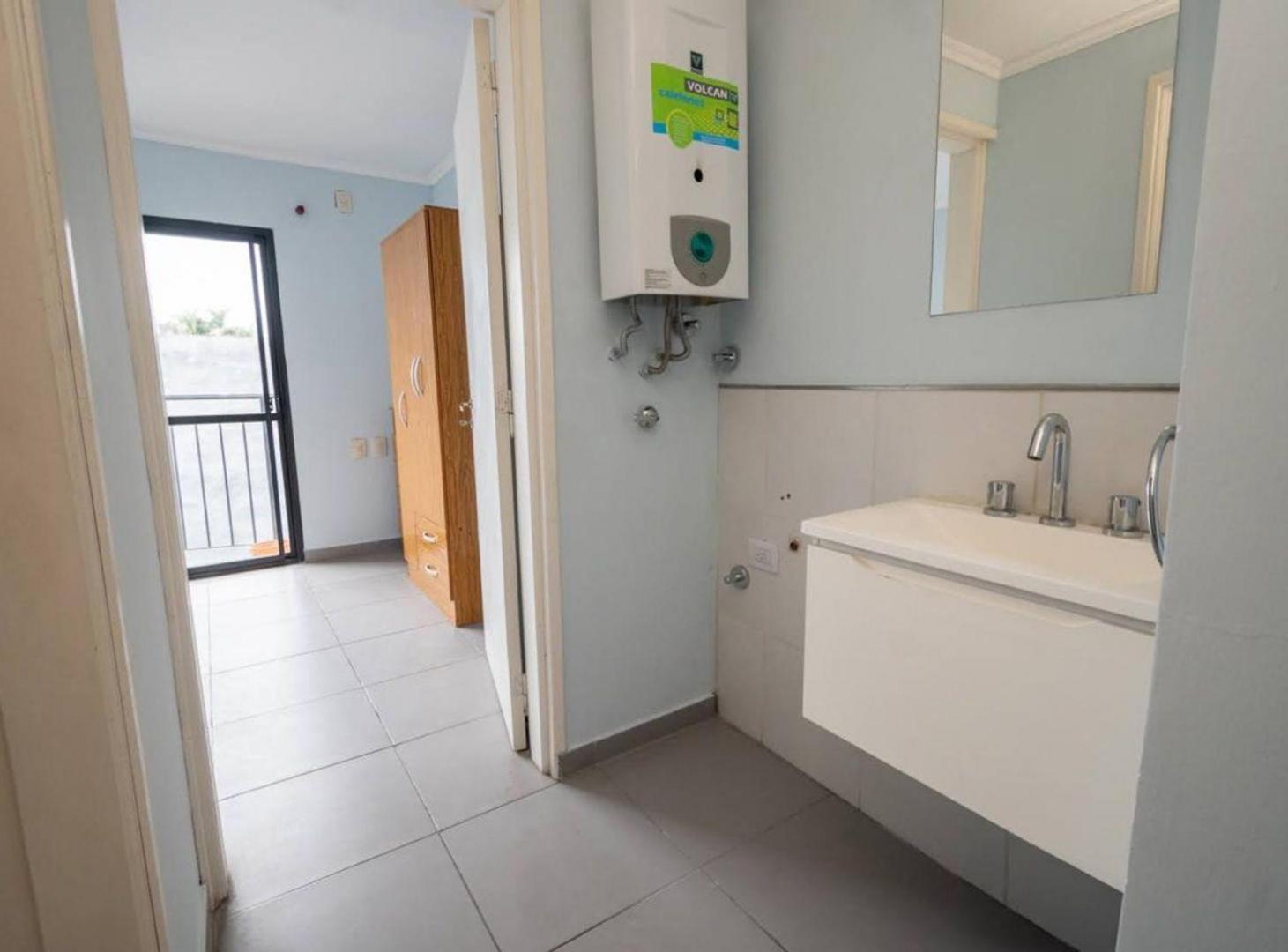 Foto de Dpto de 1 dormitorio en alquiler en B Candioti, imagen 5