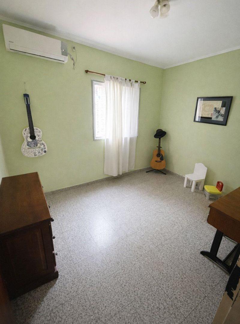 Foto de HERMOSA CASA A PASOS DEL HOSPITAL DE NIÑOS., imagen 4