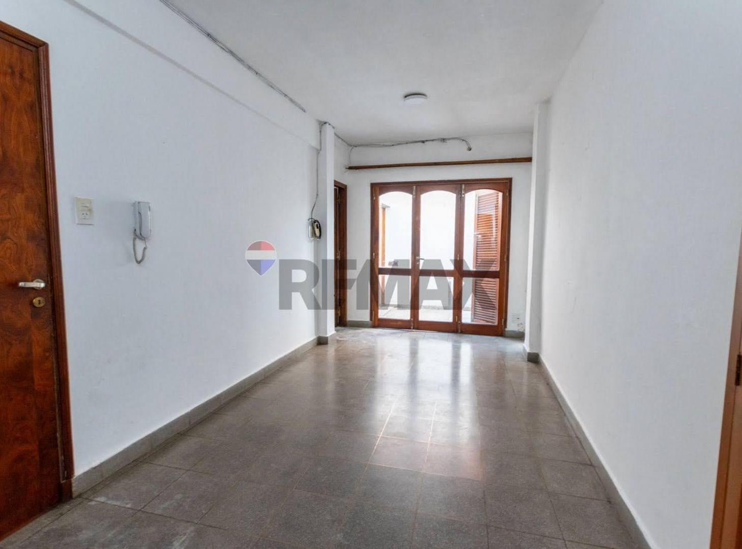 Foto de Casa en Boulevard de 2 pisos - 4 dormis y cochera, imagen 4