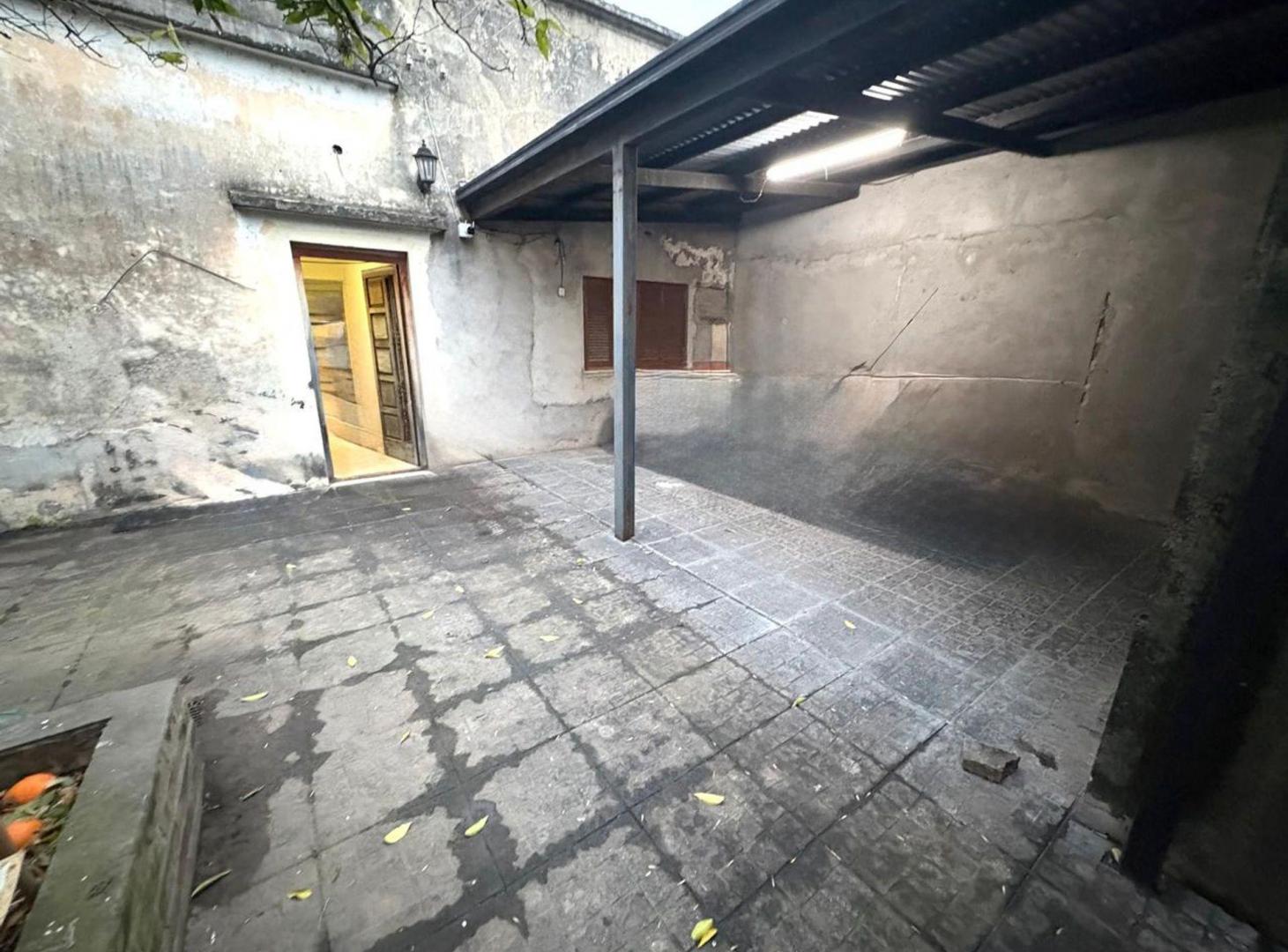 Foto de Casa con amplio terreno y gran potencial, imagen 1