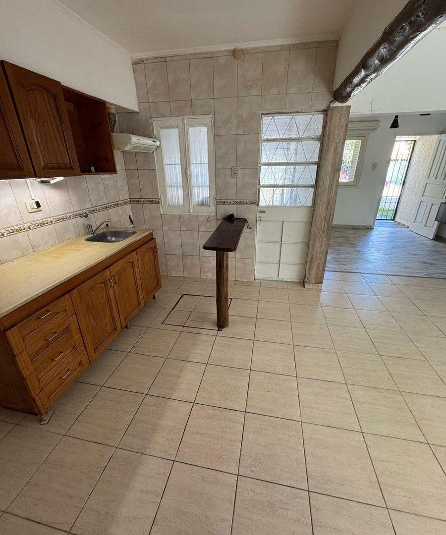 Foto de Casa 2 Dormitorios en Alquiler B Guadalupe, imagen 3