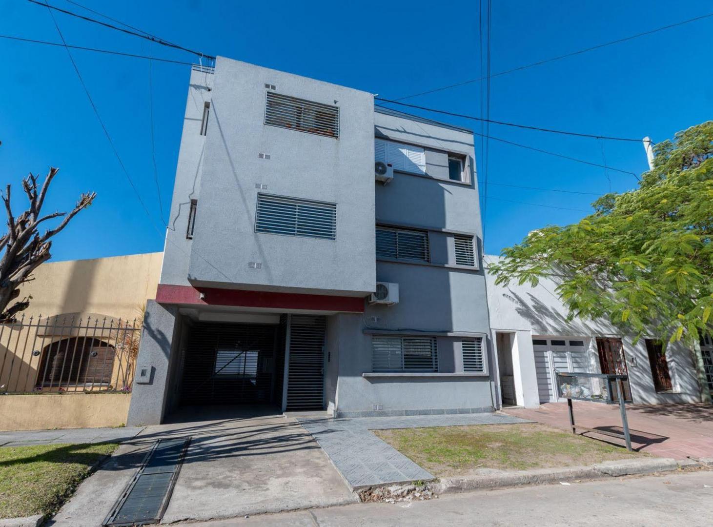 Foto de Departamento 2 Dormitorios B Sargento Cabral, imagen 1