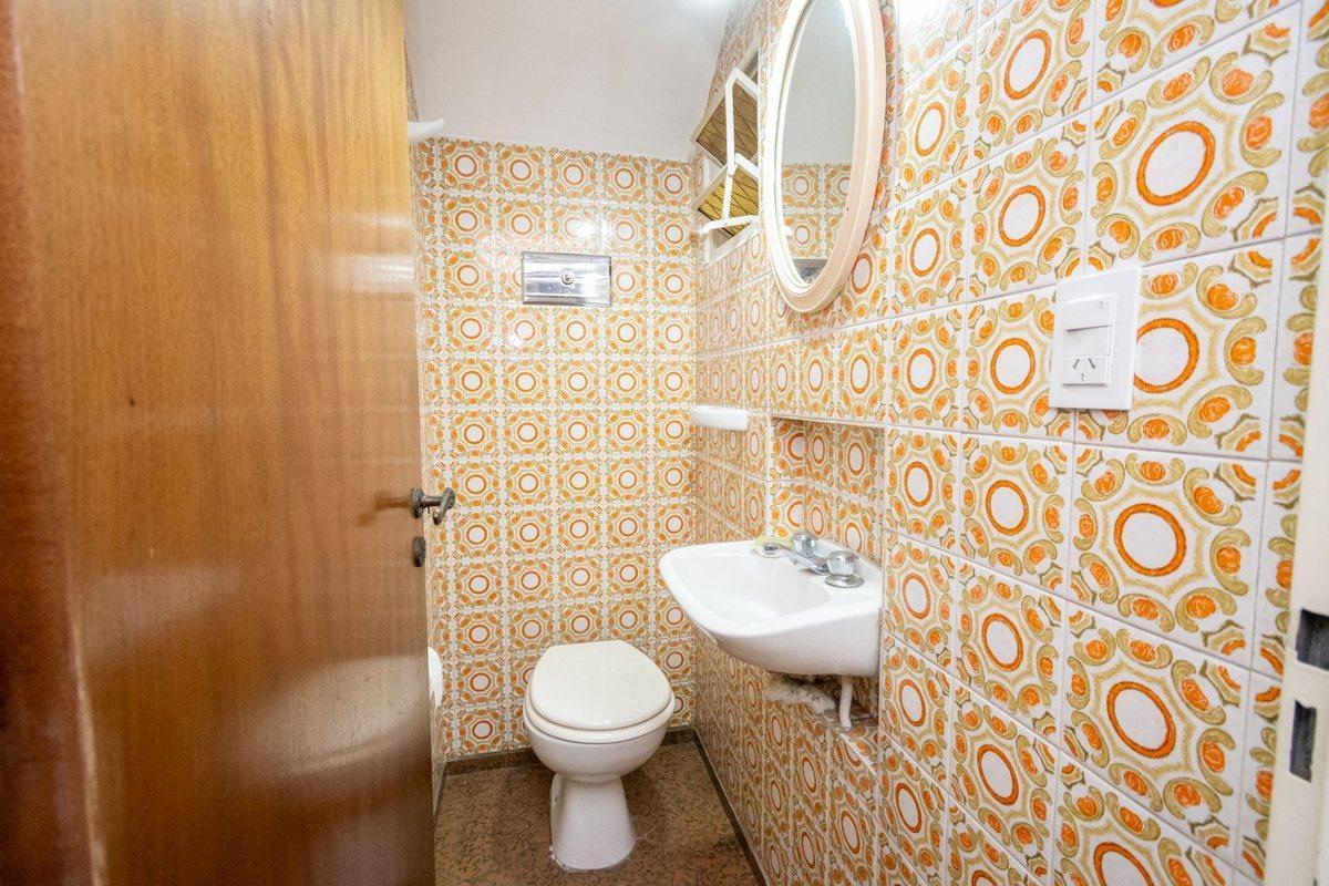 Foto de Casa de Categoría a 5 cuadras de BV Pellegrini., imagen 4