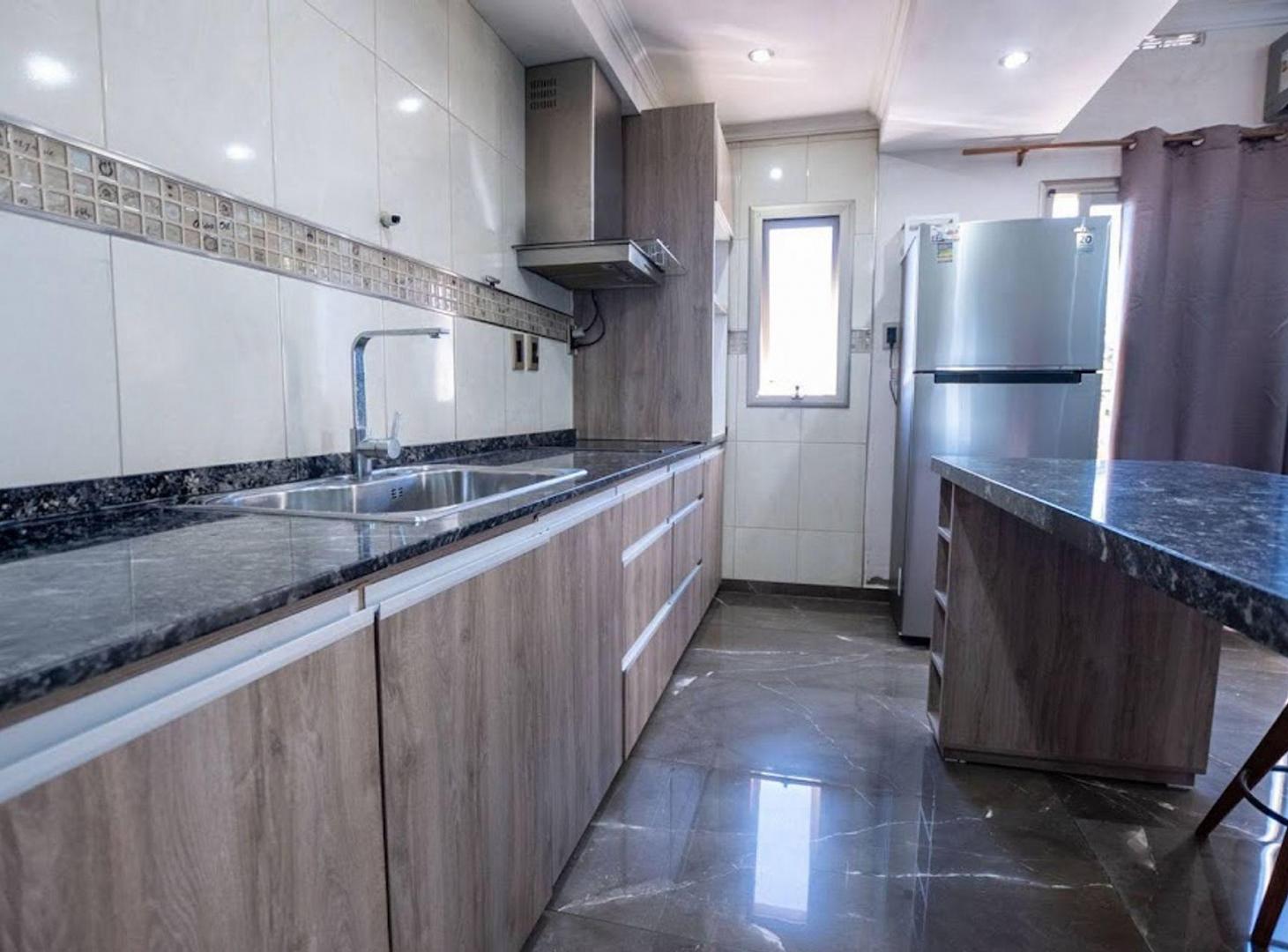 Foto de GRAN TERRENO CON CASA EN PLANTA BAJA, imagen 2