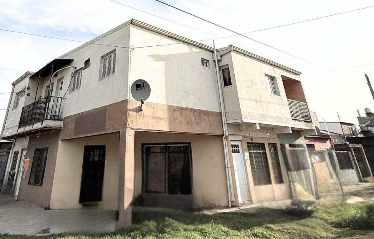 Foto de OPORTUNIDAD DE INVERSION 1 CASA Y 5 DPTOS, imagen 2