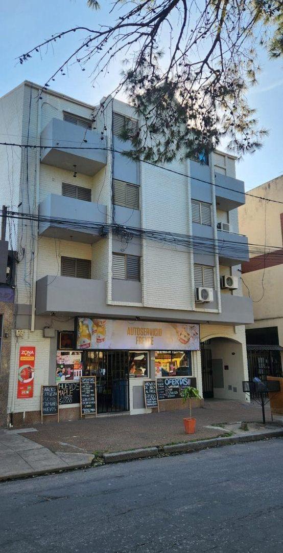 Foto de SE VENDE LOCAL COMERCIAL IDEAL PARA INVERSIÓN, imagen 1