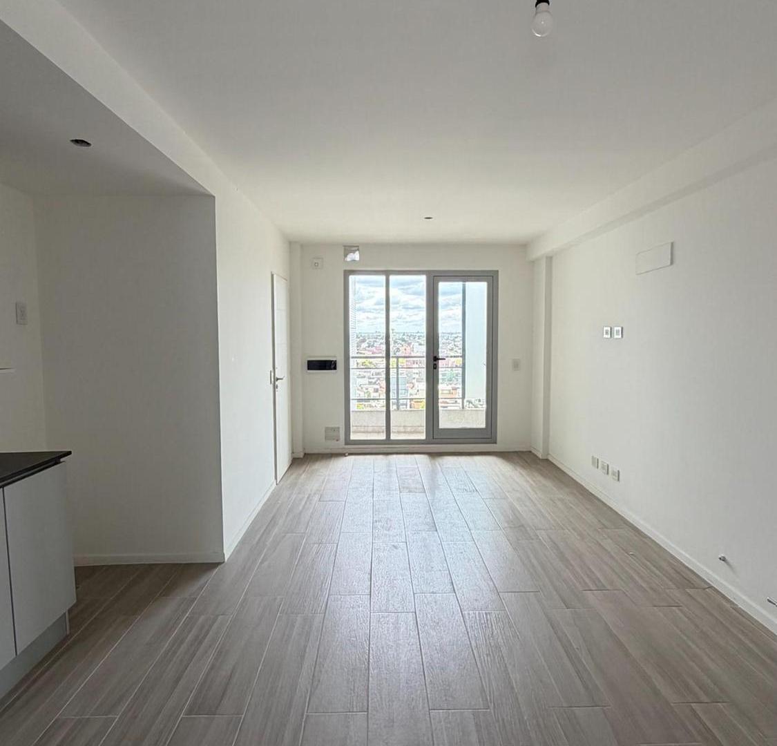Foto de Venta Depto 2 dormitorios y cochera, imagen 3