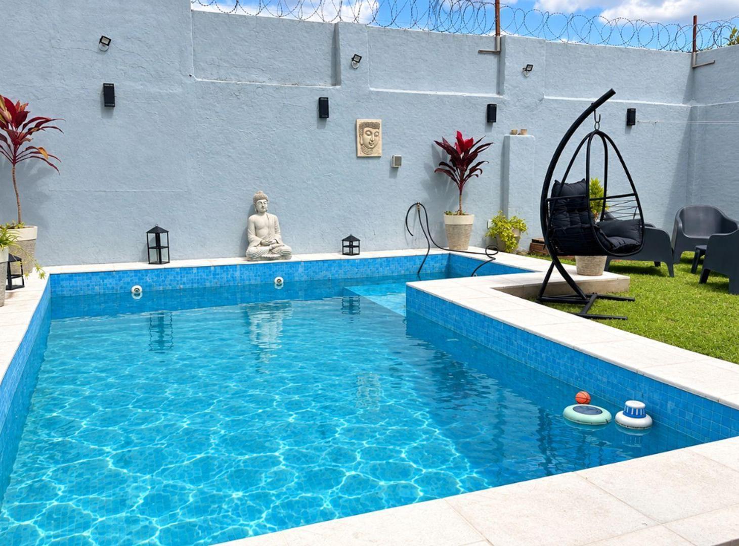 Foto de CASA A LA VENTA DE TRES DORMITORIOS Y PILETA, imagen 1