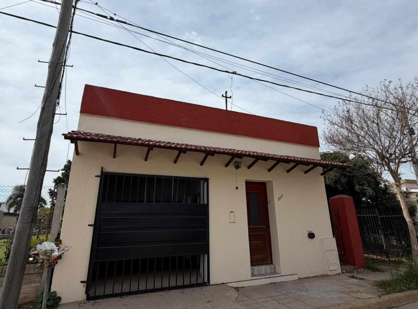 Foto de CASA EN VENTA EN EL CENTRO DE CORONDA, imagen 1