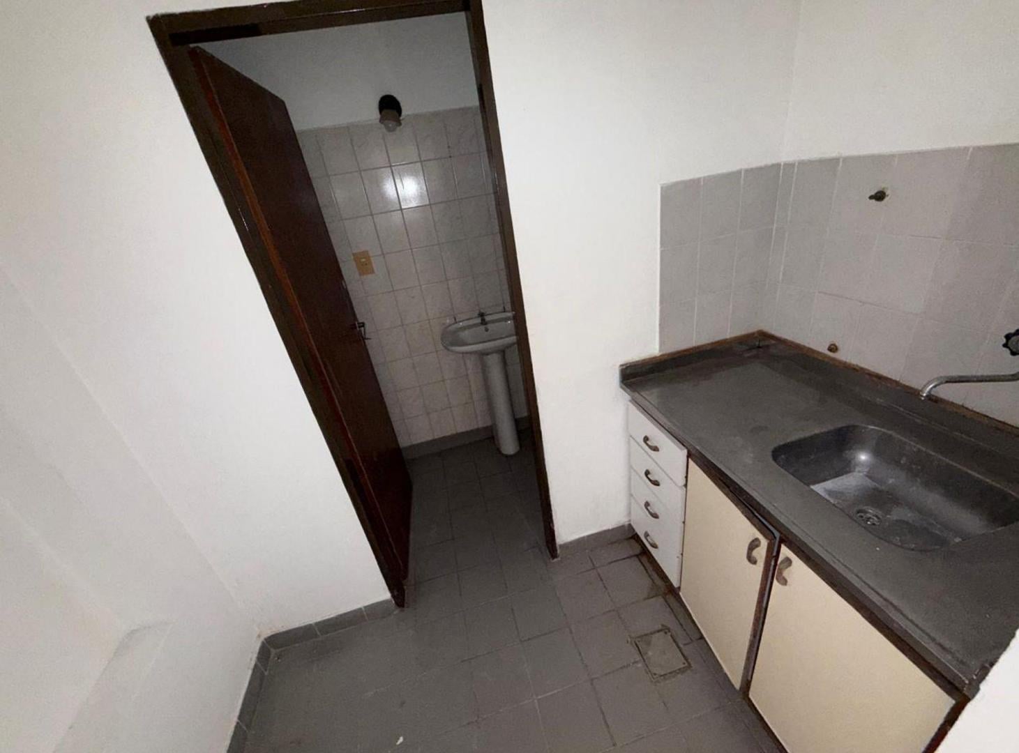 Foto de ALQUILER LOCAL COMERCIAL EN EL CENTRO, imagen 4