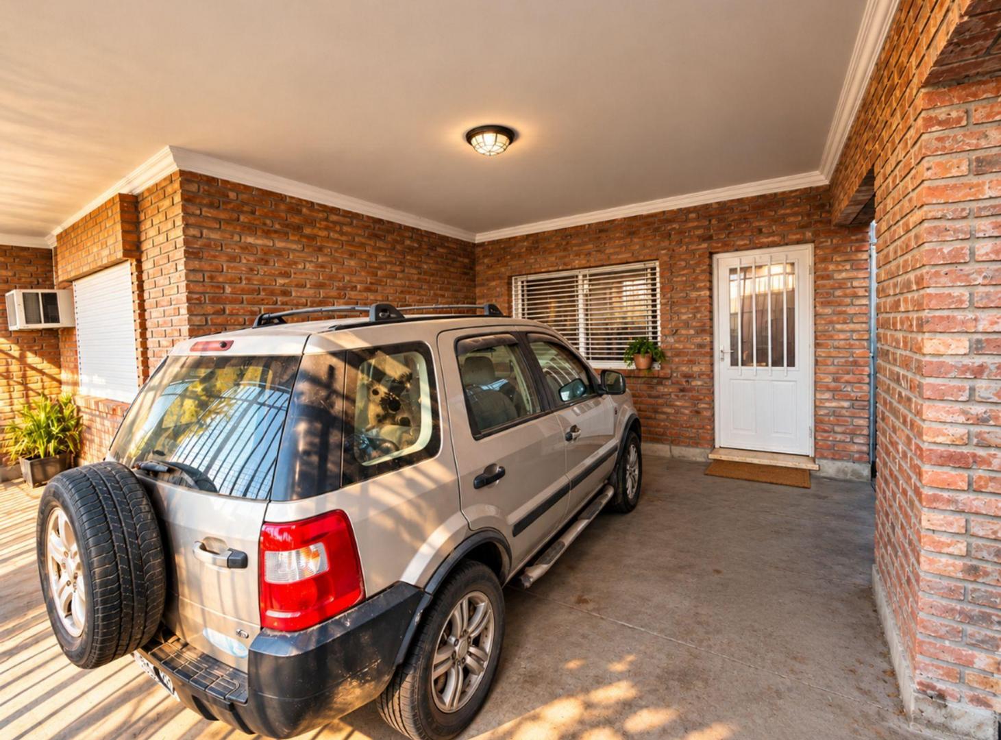Foto de SE VENDE CASA CON GALPÓN/ESPACIO INDEPENDIENTE, imagen 2