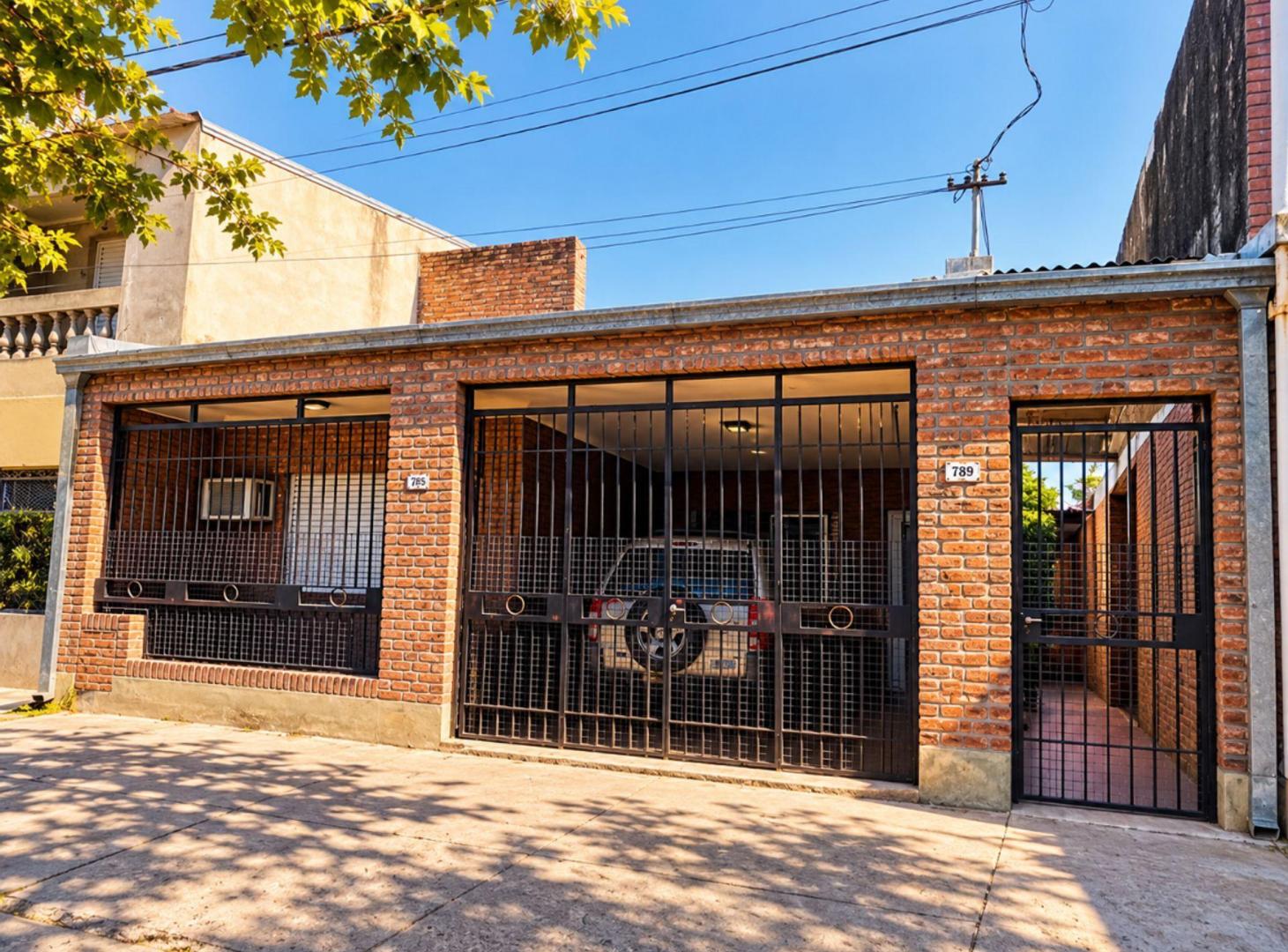 Foto de SE VENDE CASA CON GALPÓN/ESPACIO INDEPENDIENTE, imagen 1