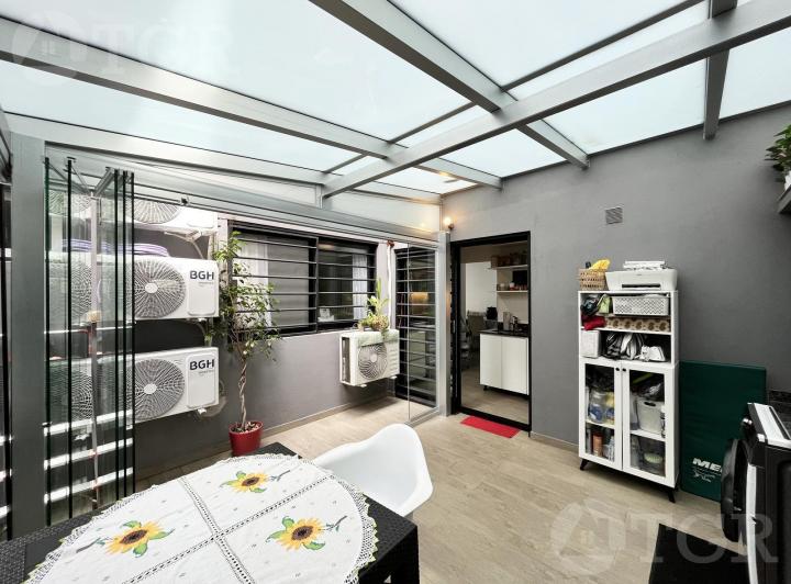 Venta Departamento 4 Ambientes en Flores con Cochera Pileta 4