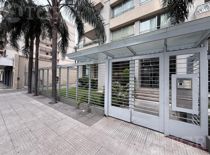 Venta Departamento 3 Ambientes con Balcón en San Martín 3