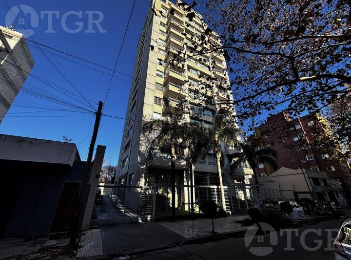 Venta Departamento 3 Ambientes con Balcón en San Martín 2
