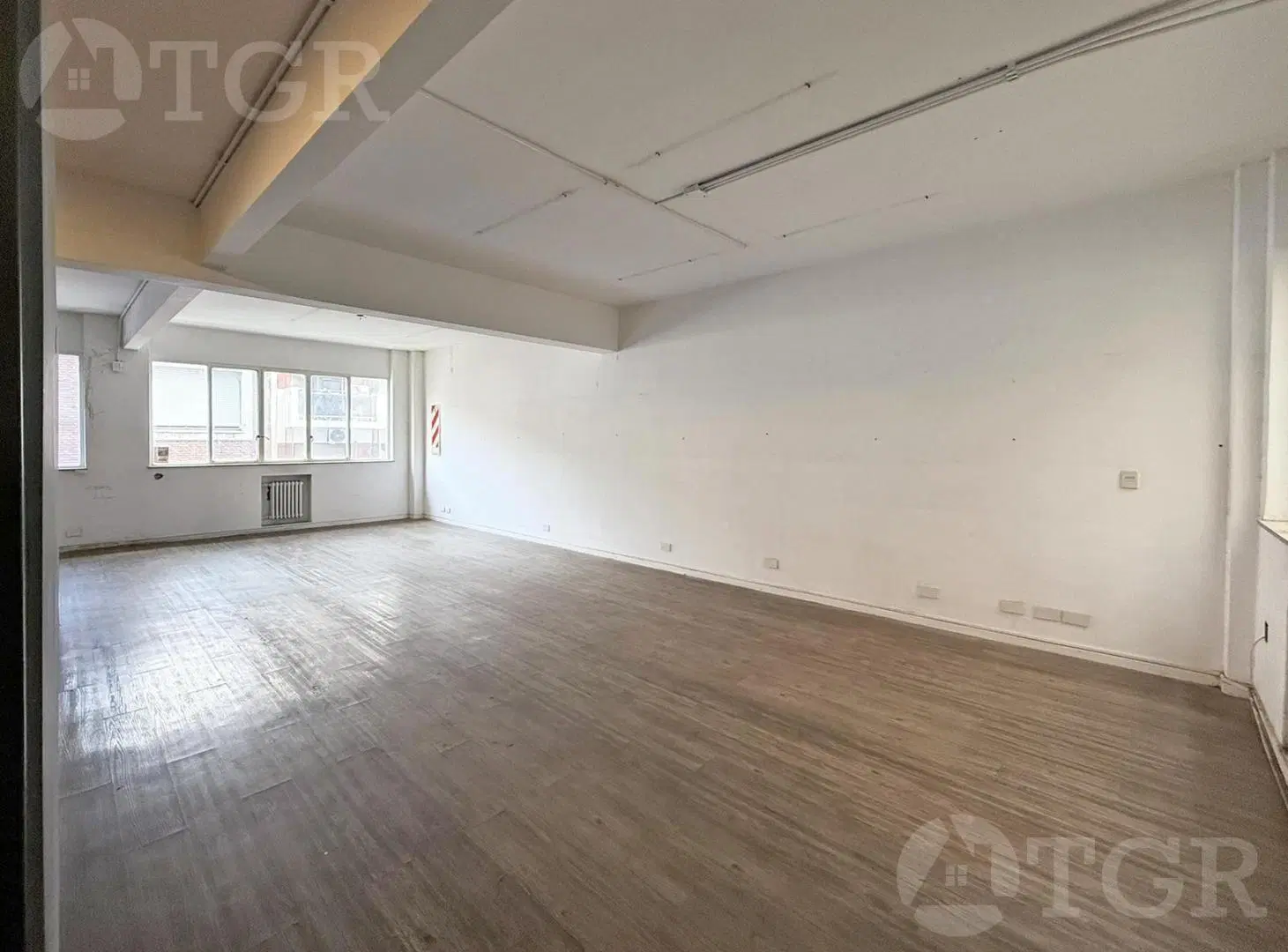 Oficina Comercial  con ubicación privilegiada en  San Nicolás - Capital Federal 5
