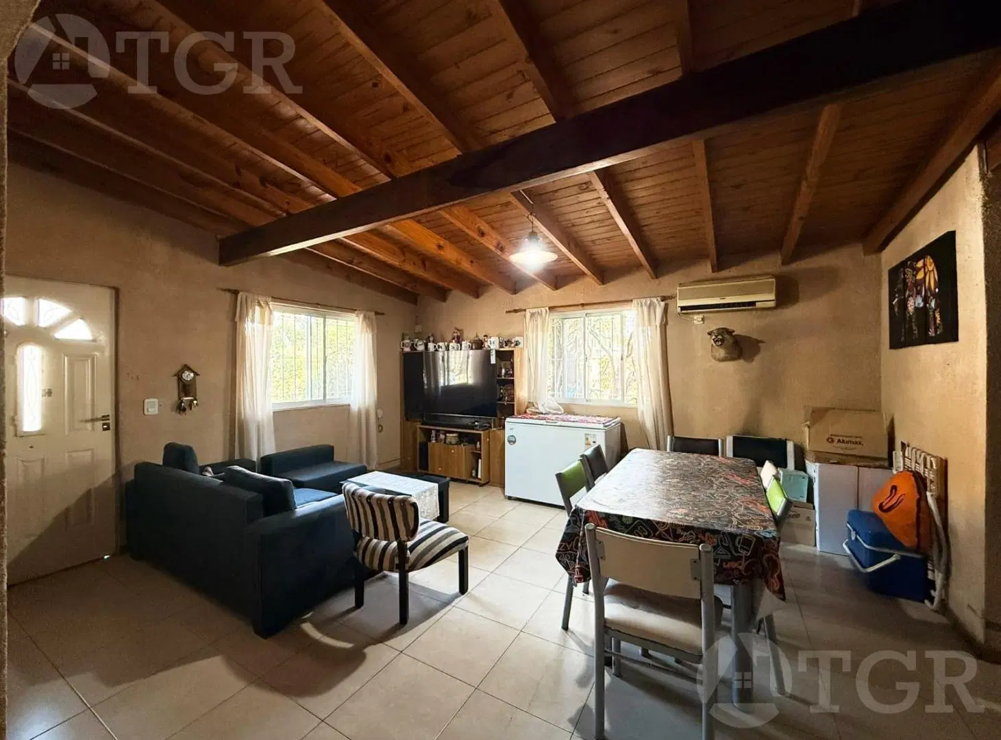 Venta de Casa en Ituzaingó 2 casas multifamiliar de 3 ambientes 5