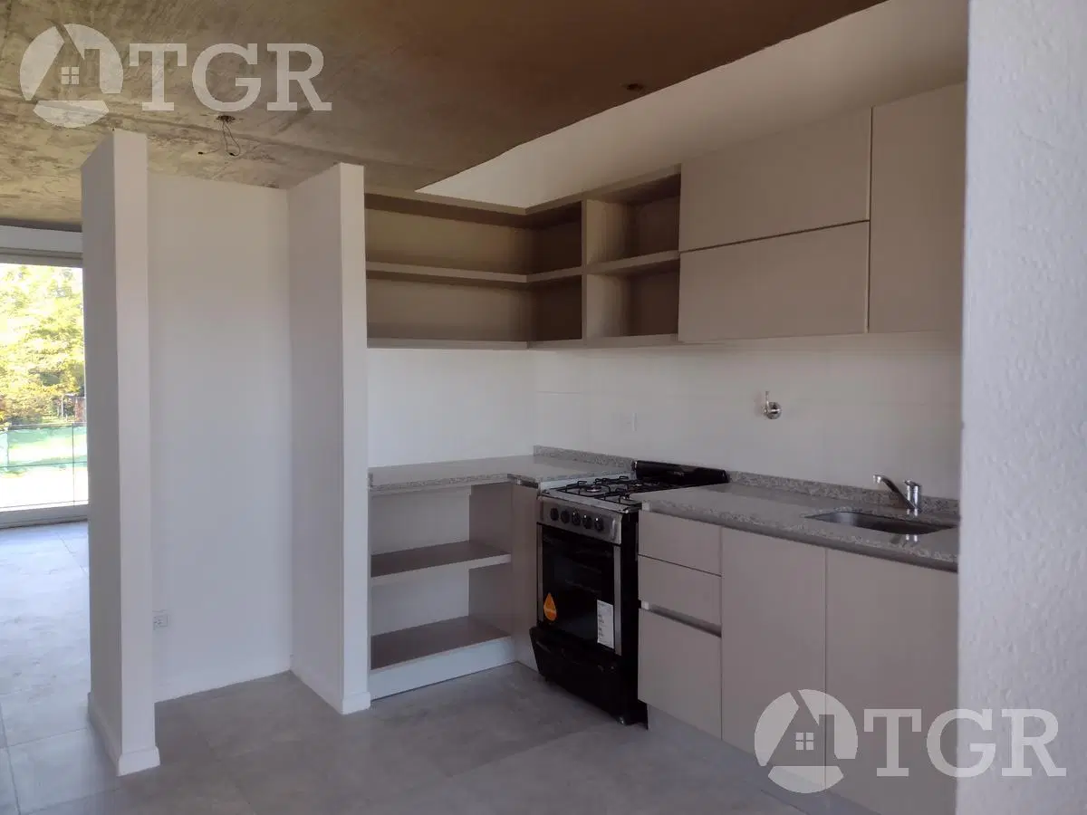 Venta de Departamento  2 ambientes - San Vicente 3