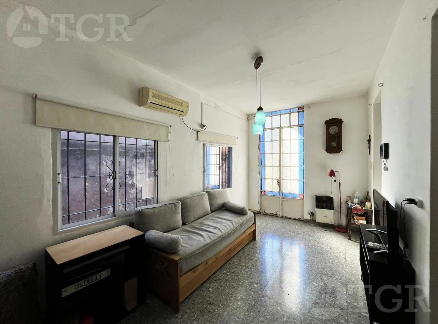 VENTA PH 3 AMBIENTES EN CIUDADELA CON PATIO 2