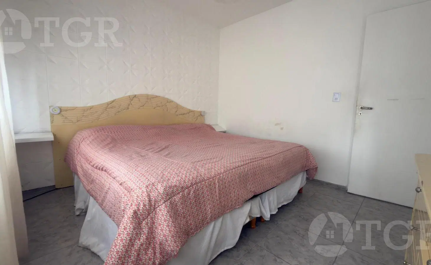 Departamento dos ambientes en venta en Microcentro 5