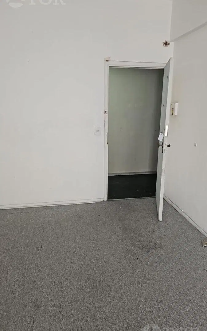 Oficina en Balvanera 2