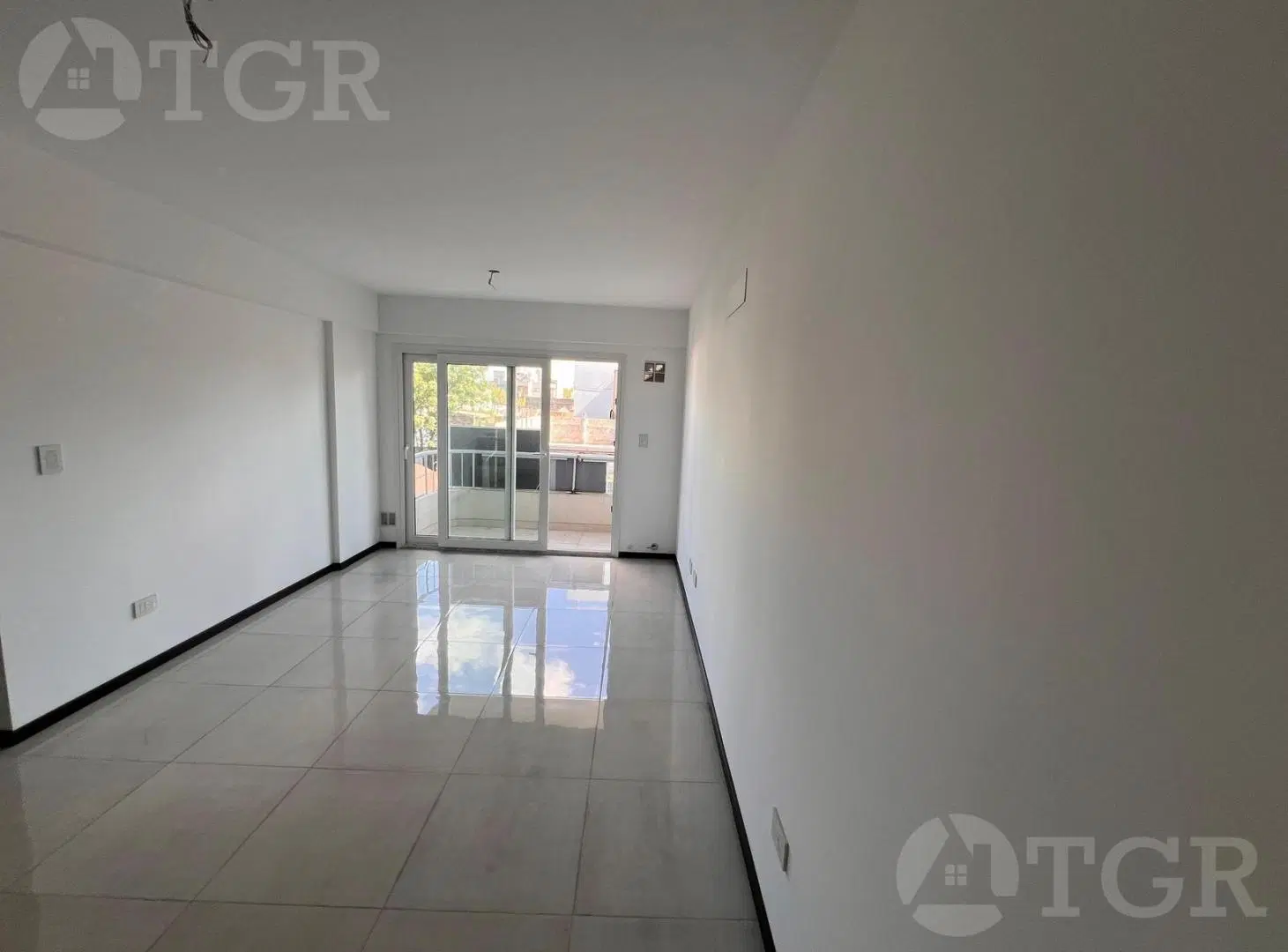 Venta Departamento 2 Ambientes con Balcón en Haedo 2