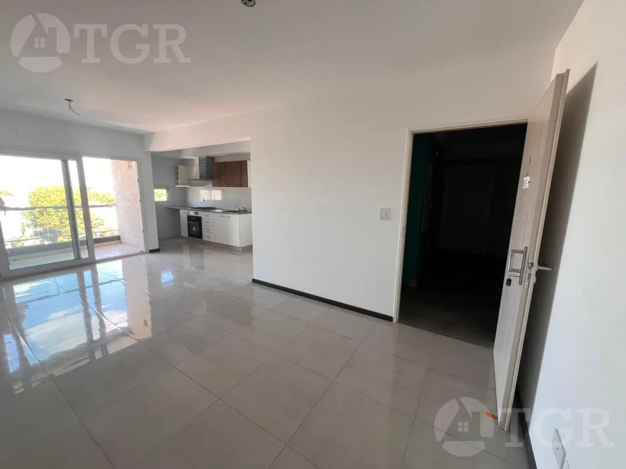 DEPARTAMENTO 2 AMBIENTES A ESTRENAR EN HAEDO – AV. RIVADAVIA 2