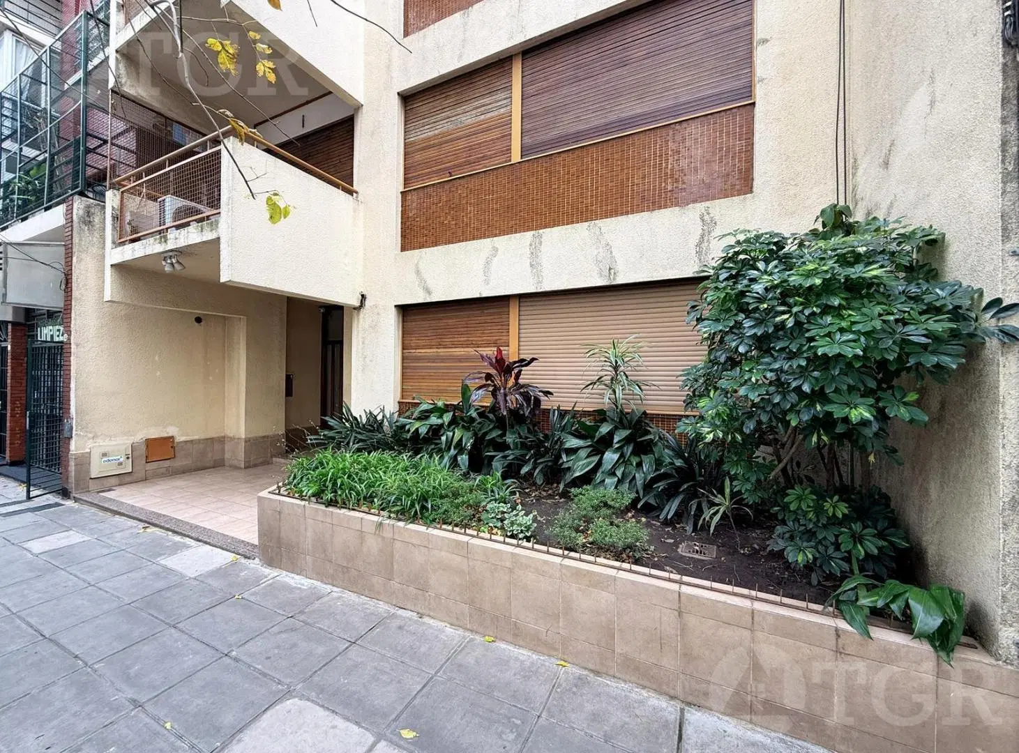 Alquiler Monoambiente en Núñez a metros de Cabildo, cocina y terraza. 3