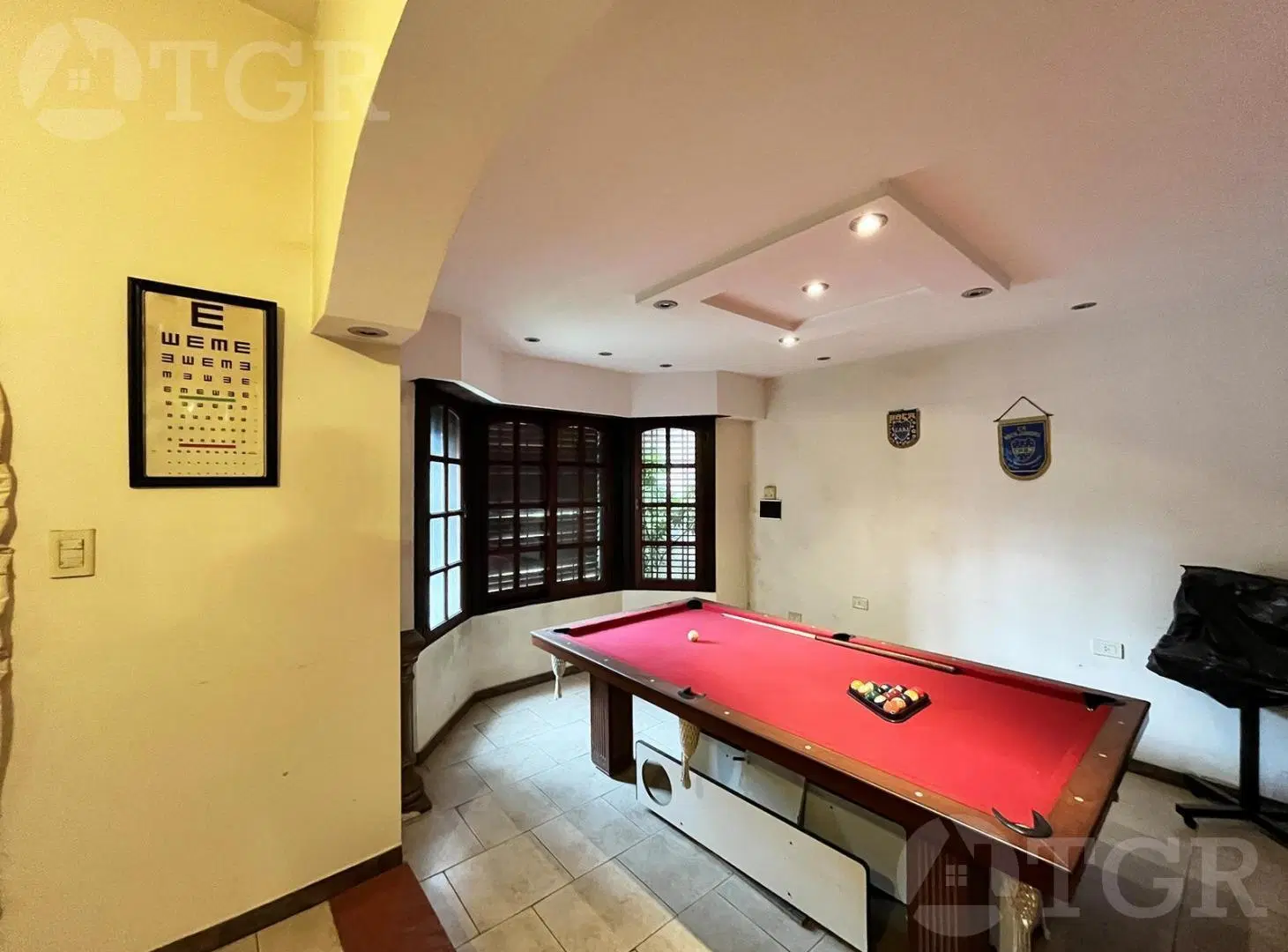 Venta casa de 6 ambientes en Villa Bosch 4