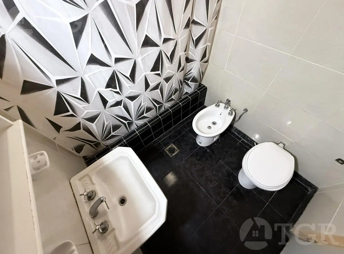 Venta  PH 3 ambientes en Ciudadela 4