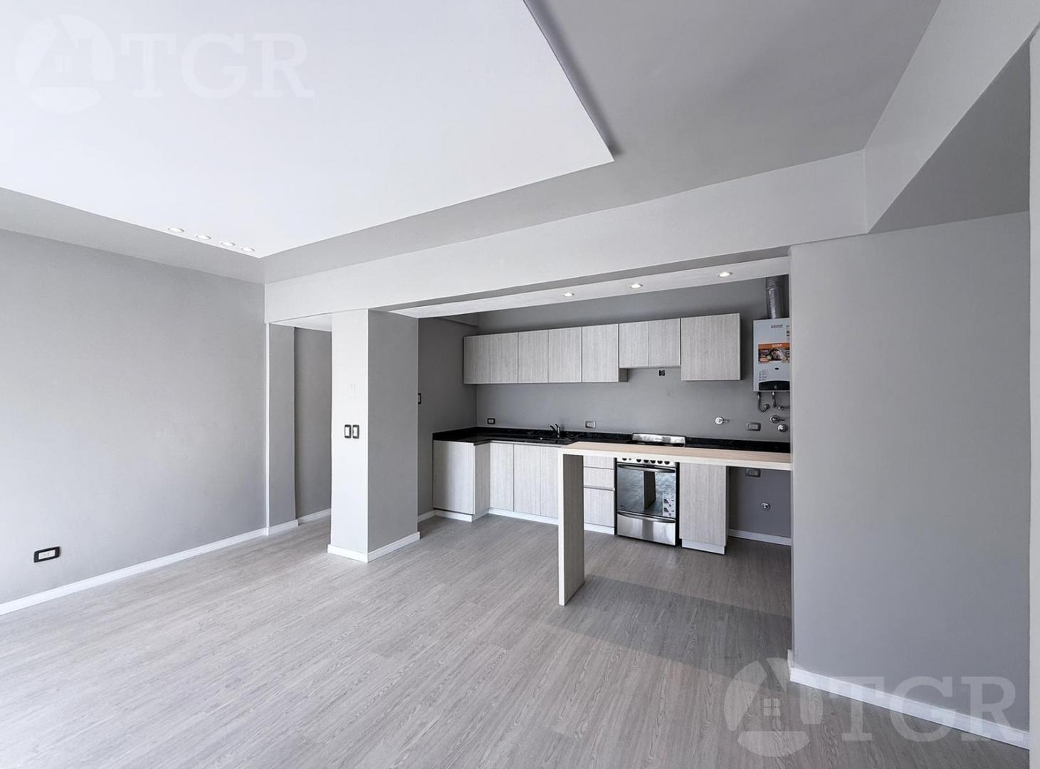 VENTA PH 3 AMBIENTES EN LANÚS!!! "TOTALMENTE RECICLADO A NUEVO "