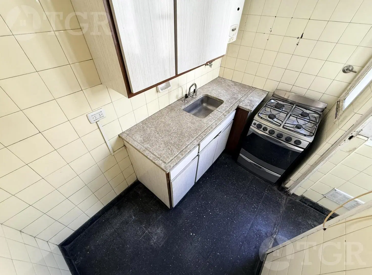 Venta Precioso monoambiente, muy luminoso, en Balvanera 4