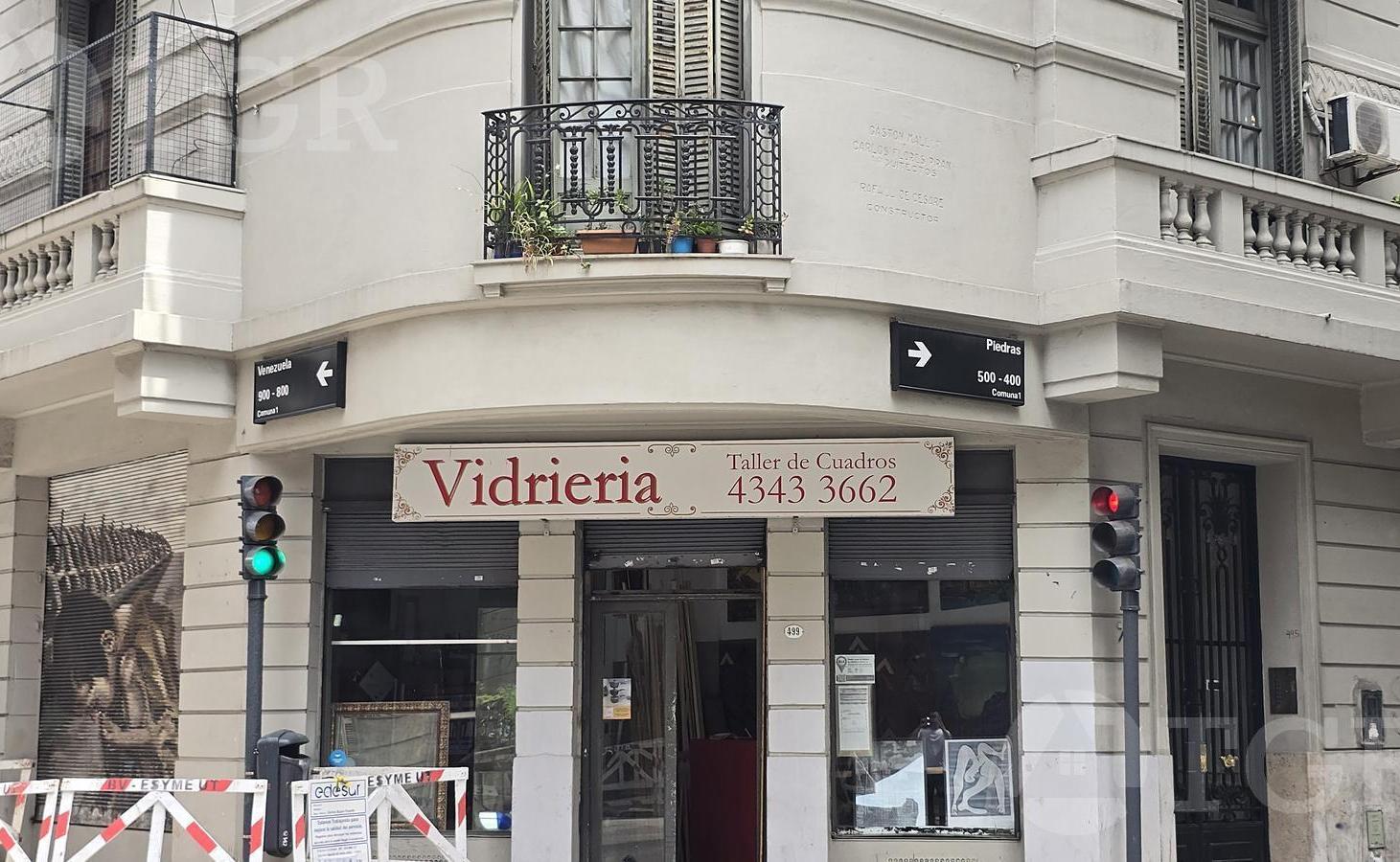 Venta de lote para desarrollo o remodelación de unidades PH